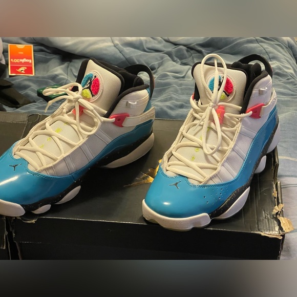 Jordan’s 6 ring - Picture 3 of 10